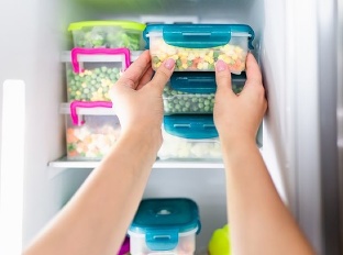 Viete potraviny správne skladovať?