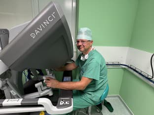 Tisíca robotická operácia v