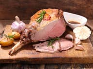 Tešíte sa na veľkonočné pochúťky? Pozor, veľa chorôb sa začína práve na tanieri