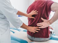 Tieto bolesti chrbta neignorujte: Môžu súvisieť s obličkami alebo chrbticou