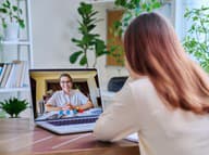 Nedajte sa OKLAMAŤ internetom a sociálnymi sieťami: O klamstvách a podvodoch už vznikajú aj seriály!