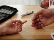 TAKTO spoznáte, že máte v krvi veľa cukru. Alebo málo