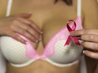 Dámy, POZOR! Nie každá rakovina prsníka sa začína hrčkou, všímajte si aj toto