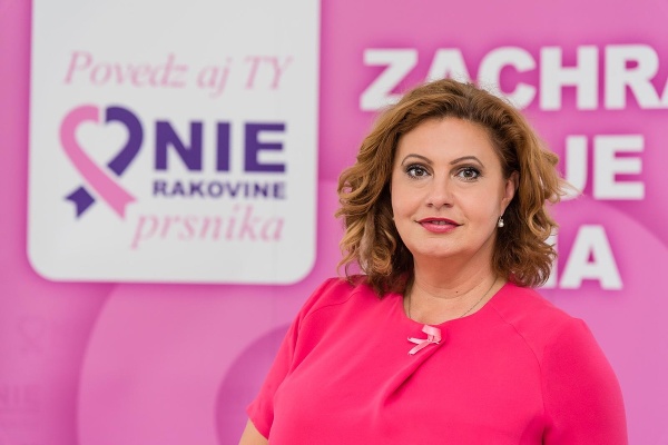Jana Pifflová-Španková upozorňuje, že pacientkam s rakovinou prsníka chýba dostupná inovatívna moderná liečba. (FOTO: NIE rakovine)